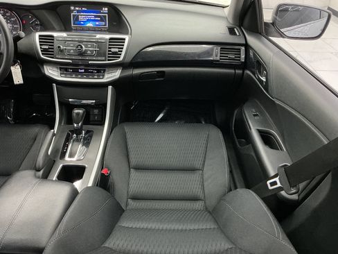 Used 2015 Honda Accord Sport image 28