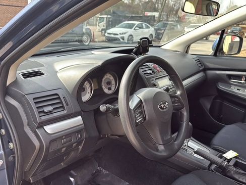 Used 2012 Subaru Impreza 2.0i Sport Premium image 11