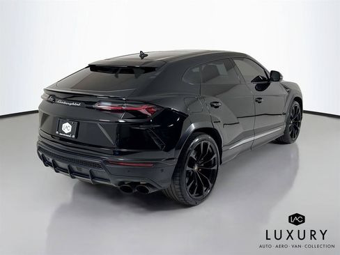 Used 2020 Lamborghini Urus AWD/4WD image 6