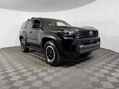 Used 2025 Toyota 4Runner TRD Off-Road Premium w/ Tow Technology Package AWD/4WD image 5
