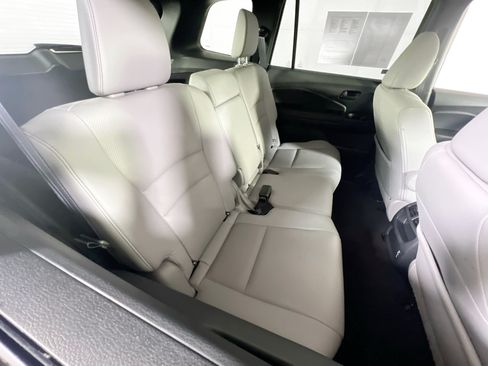 Used 2023 Honda Passport EX-L image 26