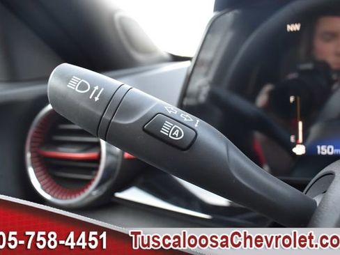 New 2026 Chevrolet Trax RS w/ Sunroof Package image 23