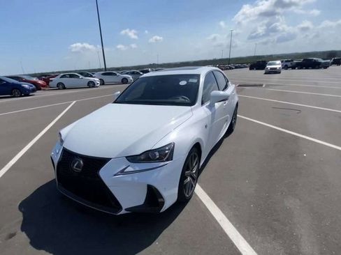 Used 2019 Lexus IS 300 F Sport w/ F Sport Package image 6