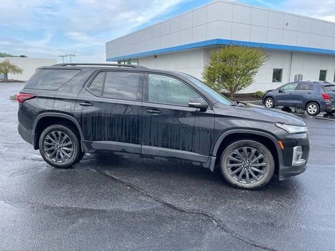 Used 2023 Chevrolet Traverse RS image 6