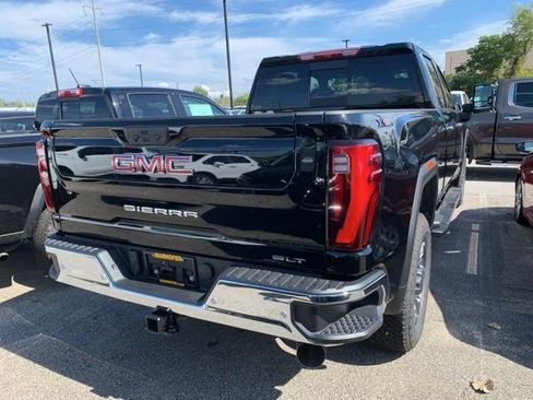 New 2026 GMC Sierra 2500 SLT w/ SLT Premium Package image 4