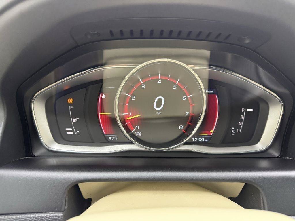 Used 2016 Volvo XC60 T5 Premier AWD/4WD image 16