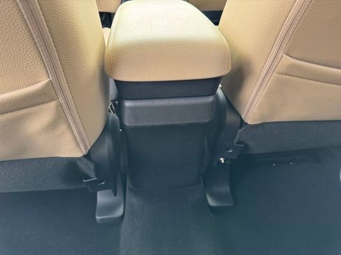 Used 2016 Mitsubishi Outlander SEL image 15