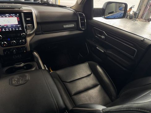 Used 2021 RAM 1500 Laramie AWD/4WD image 6