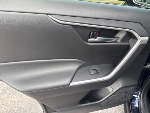 Used 2024 Toyota RAV4 XLE FWD image 22