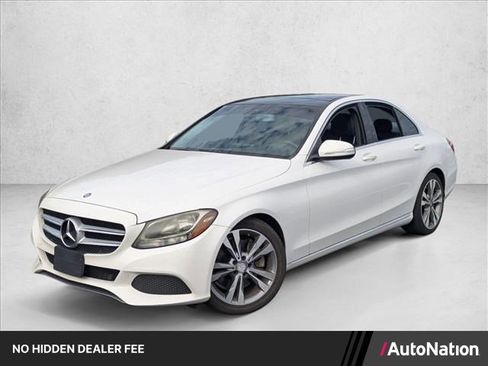 Used 2015 Mercedes-Benz C 300 Sedan image 1