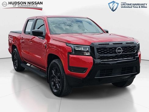 Used 2026 Nissan Frontier SV w/ Tow Package RWD image 1