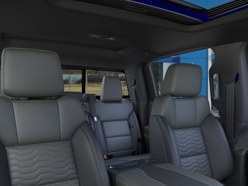 New 2026 Chevrolet Silverado 1500 ZR2 AWD/4WD image 25