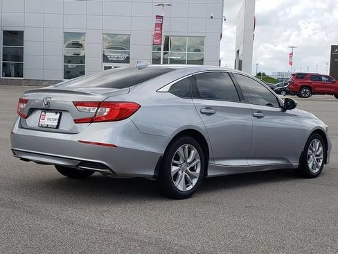 Used 2020 Honda Accord LX image 5