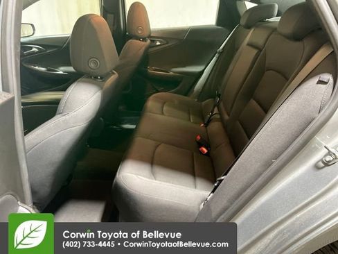 Used 2023 Chevrolet Malibu LT image 24