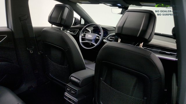 Used 2024 Audi Q4 e-tron Premium Plus w/ Premium Plus AWD/4WD image 42