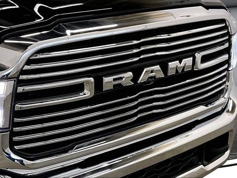 Used 2024 RAM 3500 Laramie w/ Towing Technology Group AWD/4WD image 32