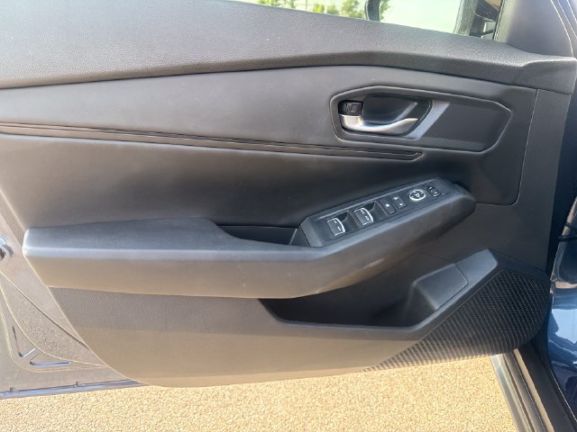 Certified 2025 Honda Accord SE image 9