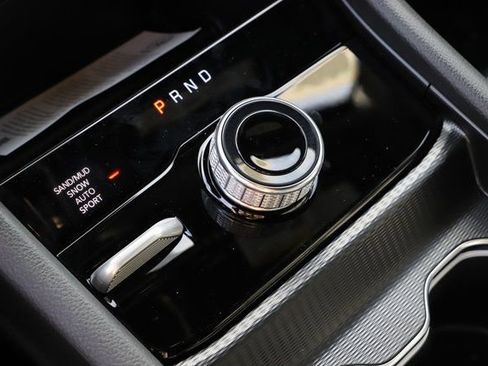 New 2025 Jeep Grand Cherokee L Limited AWD/4WD image 27