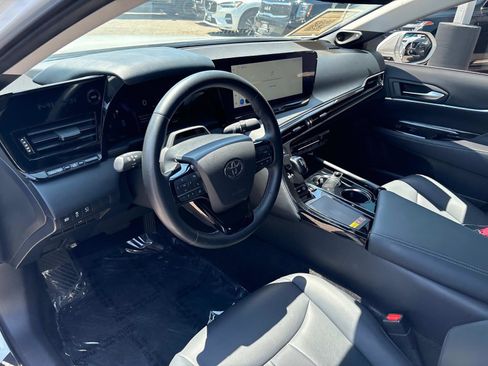Used 2024 Toyota Mirai image 13