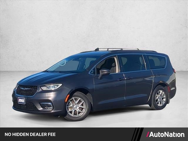 Used 2021 Chrysler Pacifica Touring FWD image 1