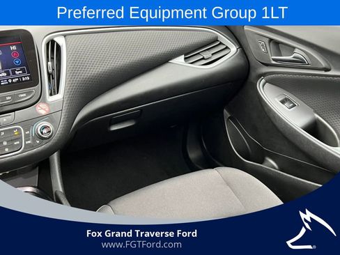 Used 2024 Chevrolet Malibu LT image 28