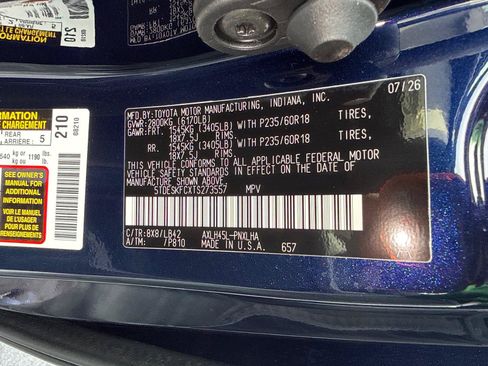 Used 2026 Toyota Sienna Platinum AWD/4WD image 33