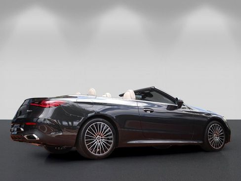 Used 2026 Mercedes-Benz CLE 300 4MATIC Cabriolet image 27