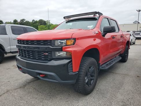 Used 2019 Chevrolet Silverado 1500 Custom Trail Boss w/ Custom Convenience Package AWD/4WD image 3