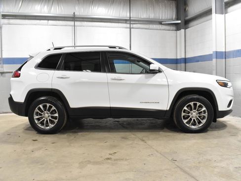 Used 2021 Jeep Cherokee Latitude Lux w/ Sun & Sound Group image 30