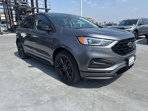 Used 2024 Ford Edge SE w/ Black Appearance Package AWD/4WD image 3