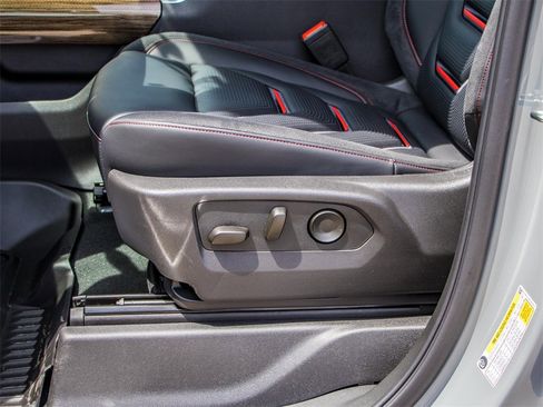 New 2025 Chevrolet Silverado 1500 RST w/ Convenience Package II image 33