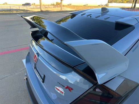 Used 2019 Honda Civic Type R image 14