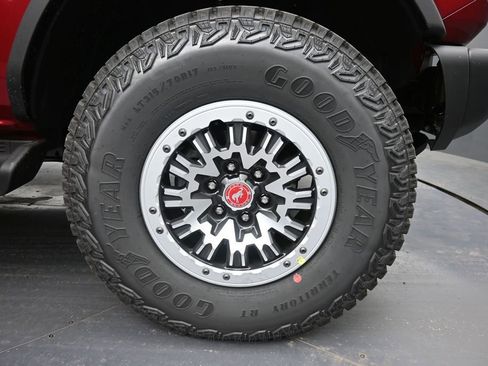 New 2026 Ford Bronco Outer Banks AWD/4WD image 24