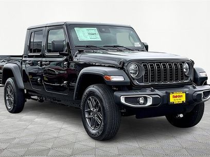 New 2025 Jeep Gladiator Sport