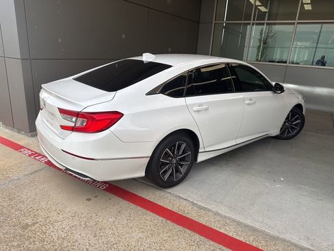 Used 2022 Honda Accord EX-L image 3