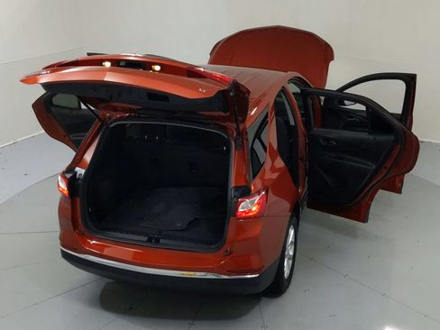 Used 2020 Chevrolet Equinox LT FWD image 23