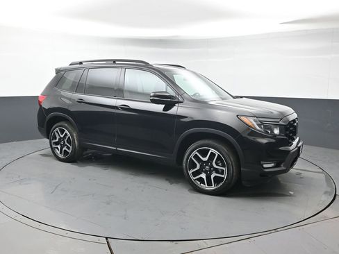 Used 2023 Honda Passport Elite image 8