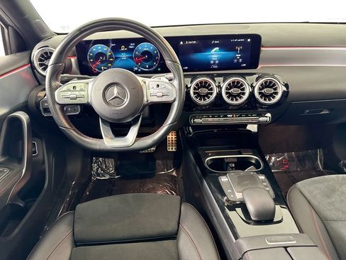 Used 2022 Mercedes-Benz A 220 image 25