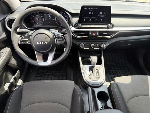 Used 2024 Kia Forte LX FWD image 12