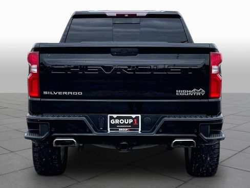 Used 2019 Chevrolet Silverado 1500 High Country w/ Technology Package image 5