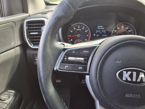 Used 2022 Kia Sportage EX w/ EX Technology Package image 17