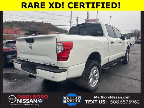 Certified 2024 Nissan Titan SV w/ SV Convenience Package image 7