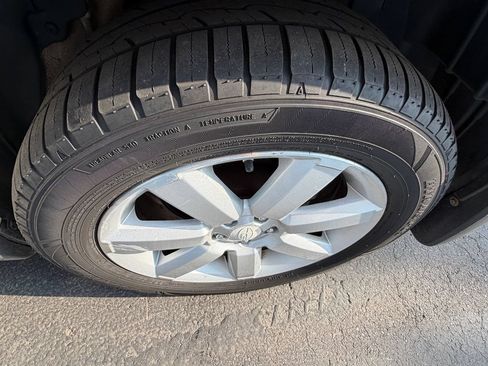 Used 2007 Subaru Outback 2.5i AWD/4WD image 10