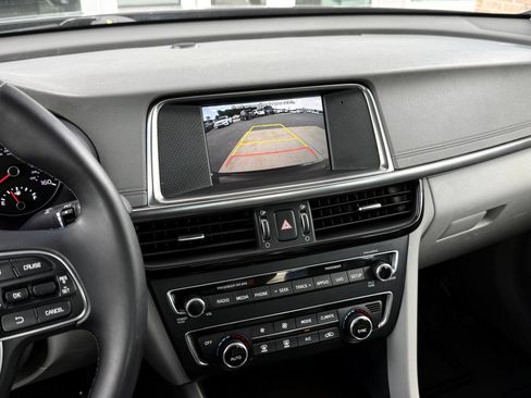 Used 2018 Kia Optima EX w/ Premium Package FWD image 32