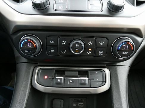 Certified 2023 GMC Acadia Denali w/ Black Diamond Edition image 31