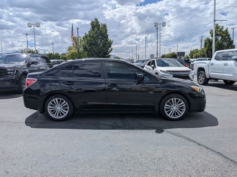 Used 2012 Subaru Impreza 2.0i Premium AWD/4WD image 2