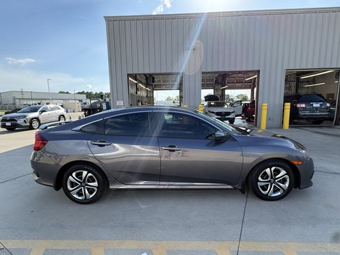 Certified 2017 Honda Civic LX image 8