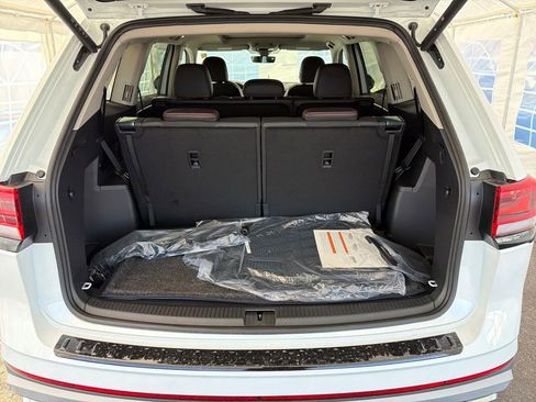 New 2026 Volkswagen Atlas Peak Edition AWD/4WD image 26