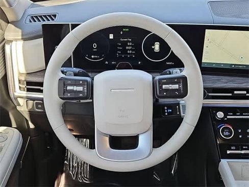 Certified 2025 Hyundai Santa Fe Limited image 24