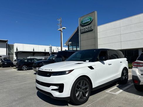 Used 2024 Land Rover Range Rover Sport SE AWD/4WD image 1